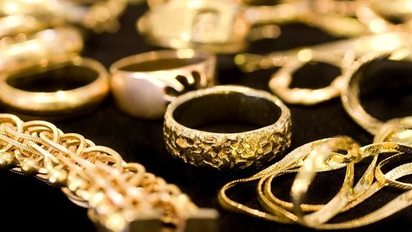 أسعار الذهب تنخفض 25 جنيهًا خلال التعاملات المسائية اليوم الإثنين