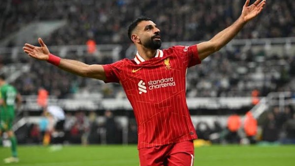 شيريهان تهنئ محمد صلاح على التتويج بلقب الدوري الإنجليزي الممتاز
