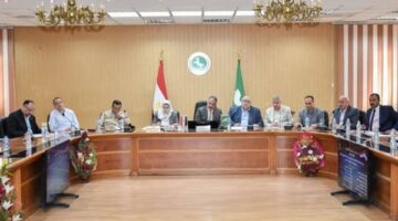 محافظ الشرقية يلتقي 10 مواطنين من الأسر الأولى بالرعاية ومتحدي الإعاقة