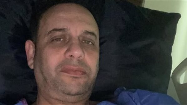 مصطفى قمر| عملية جراحية طارئة تمنعه من الغناء