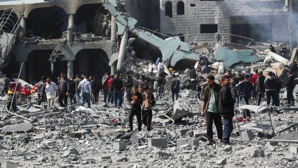 الفريق القانوني الفلسطيني بالعدل الدولية: منع دخول المساعدات لغزة انتهاك صارخ للقوانين