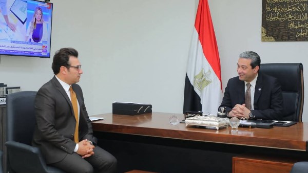 بدء العمل على أرض الواقع باستاد دمياط الرياضي