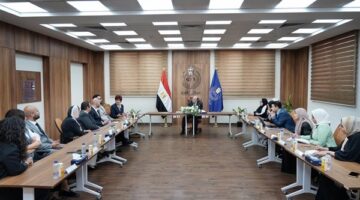 اجتماع هيئة الدواء مع شركات مستحضرات التجميل لتعزيز تواجد العلامات العالمية في السوق المحلي