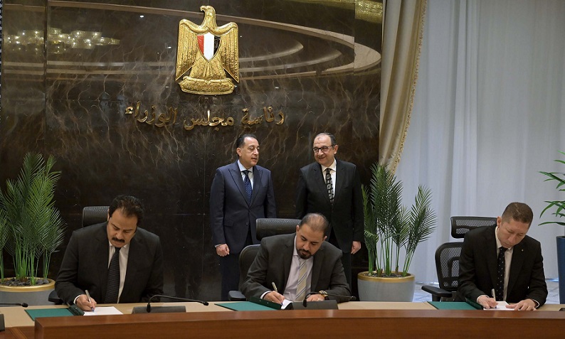 مشروعان لإنتاج ألياف الفيبربوليستر واللباد الصناعي عبر إعادة تدوير المخلفات باستثمارات 1.7 مليار جنيه