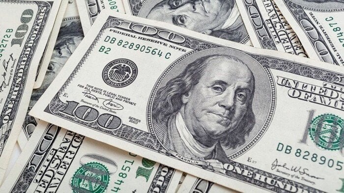 سعر الدولار مقابل الجنيه المصري في منتصف تعاملات اليوم الثلاثاء 29 أبريل 2025