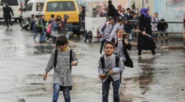 مطالب بتعليق الدراسة غدا خوفا من العاصفة الرملية..والتعليم ترد