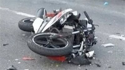 شاب يُقتل بعد أن صدمته دراجة نارية أثناء عبوره الطريق في الفيوم بعد انتهاء عمله. شاب يُقتل بعد أن صدمته دراجة نارية أثناء عبوره الطريق في الفيوم بعد انتهاء عمله.