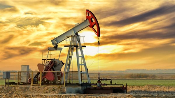 انخفاض سعر برميل النفط الكويتي 40 سنتًا ليصل إلى 69.54 دولار