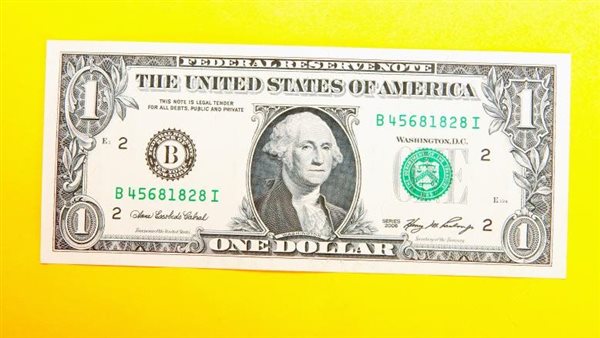سعر الدولار اليوم الثلاثاء في البنوك والسوق السوداء 6 – 5 – 2025