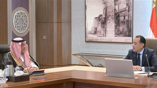 رئيس الوزراء يستقبل الأمين العام السعودي للمجلس التنسيقي الأعلى المشترك بين مصر والسعودية رئيس الوزراء يستقبل الأمين العام السعودي للمجلس التنسيقي الأعلى المشترك بين مصر والسعودية