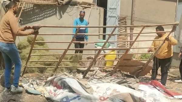 حملات ميدانية مكثفة لرفع الإشغالات بأحياء وشوارع مدينة دمياط