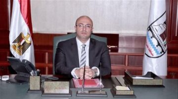 بالمدارس والجامعات.. محافظ بني سويف يقرر تعليق الدراسة غدًا الأربعاء بسبب العاصفة الترابية