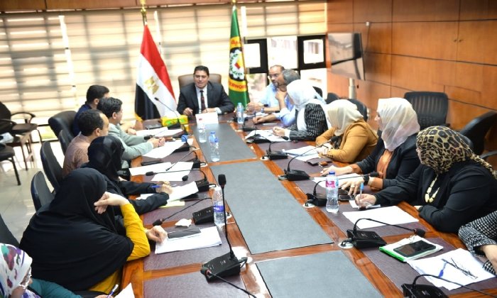 نائب محافظ الدقهلية يترأس الاجتماع التحضيري لمشاركة مدينة المنصورة في مسابقة دولية بسنغافورة