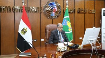 محافظ المنيا يوجه برفع درجة الاستعداد القصوى تحسبًا لموجة الطقس السيئ غدًا