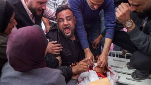 حرب الإبادة الجماعية.. استشهاد 6 فلسطينيين بينهم طفل في قصف الاحتلال على قطاع غزة