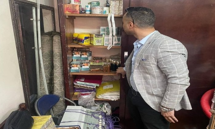 ضبط منتحل صفة طبيب سمنة ونحافة بحوزته أدوية منتهية الصلاحية ومجهولة المصدر ببورسعيد