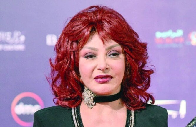 نبيلة عبيد: الصحفيون لهم الحق في تغطية الجنازات.. ومعاناتنا من راغبي الترند والأرباح المادية
