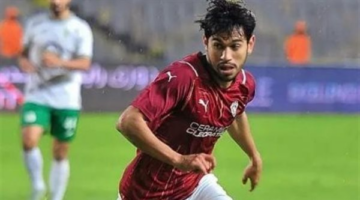 الأهلي يفاضل بين توفيق محمد ومحمد شكري لدعم مركز الظهير الأيسر