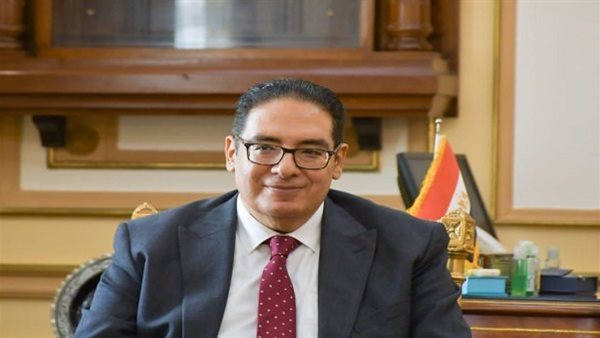 الدكتور محمد سامى عبدالصادق لـ السبورة: انتظام الدراسة غدًا الأربعاء في جامعة القاهرة