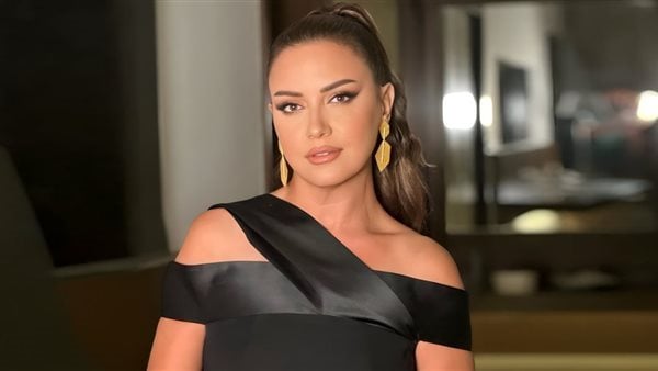 ريهام عبد الغفور: عملت كل حاجة والدي الراحل كان بيطلبها مني
