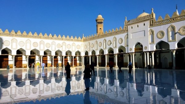 توقف الأنشطة في الجامع الأزهر بسبب سوء الأحوال الجوية .. اليوم وغدًا