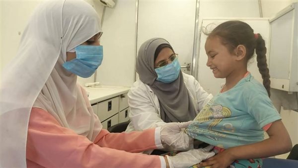 محافظ المنيا: تقديم 1438 خدمة صحية خلال قافلة مجانية بمركز أبو قرقاص