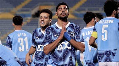 بيراميدز يرفض إعارة الشيبي وإبراهيم عادل للأهلي بسبب بند البيع (خاص)
