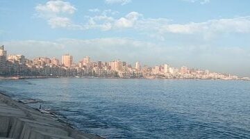 الإسكندرية تشهد طقسا مائلا للحرارة نهارا ويميل للبرودة ليلا