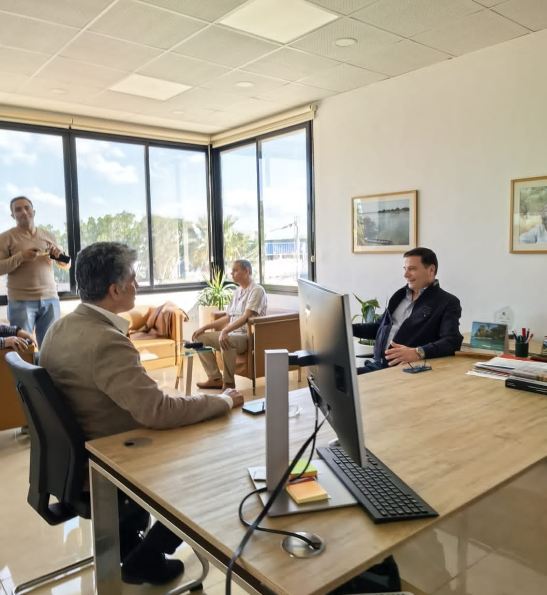 وزير الزراعة يزور مقر مرصد الصحراء والساحل في تونس ويبحث مع العاملين استراتيجية العمل
