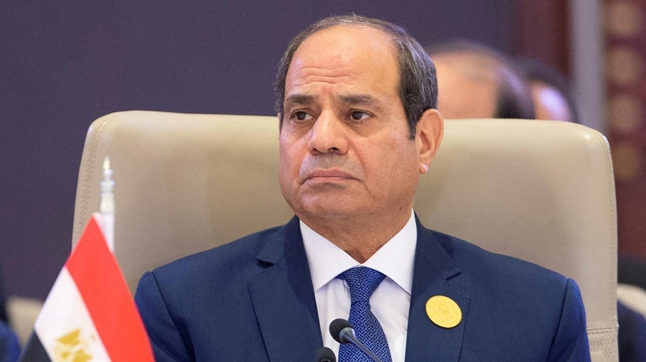 السيسي يعزي رئيس وزراء الهند في ضحايا الحادث الإرهابي بكشمير.. ويؤكد إدانة مصر للإرهاب السيسي يعزي رئيس وزراء الهند في ضحايا الحادث الإرهابي بكشمير.. ويؤكد إدانة مصر للإرهاب