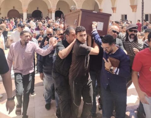 تشييع جنازة سليمان عيد بحضور نجوم الفن تشييع جنازة سليمان عيد بحضور نجوم الفن