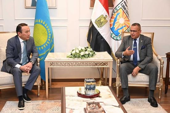 سفير كازاخستان يؤكد رغبة بلاده في إقامة قنصلية شرم الشيخ لدعم السائحين الكازاخستانيين