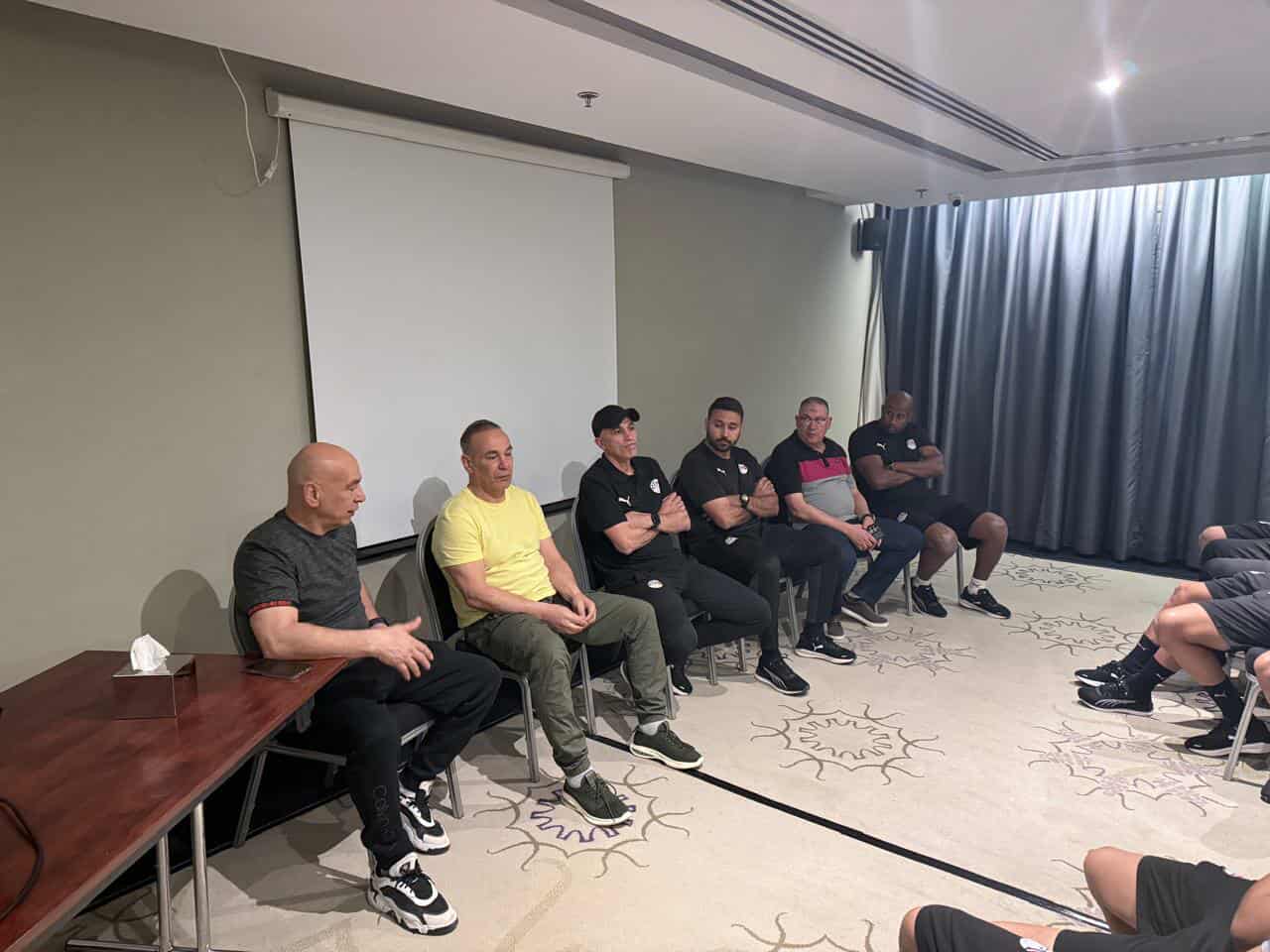 التوأم يزور معسكر منتخب مصر للشباب قبل أمم أفريقيا