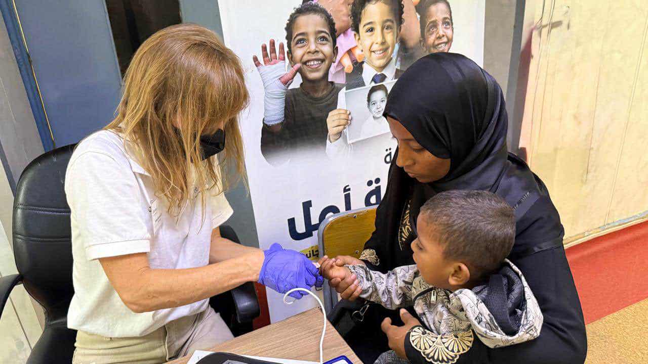 الرعاية الصحية: نجاح قافلة جراحات تجميل الأطفال «روتابلاست» بمستشفياتها في الأقصر