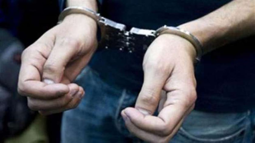 ضبط المتهم بالترويج للمواد المخدرة عبر مواقع التواصل الاجتماعي