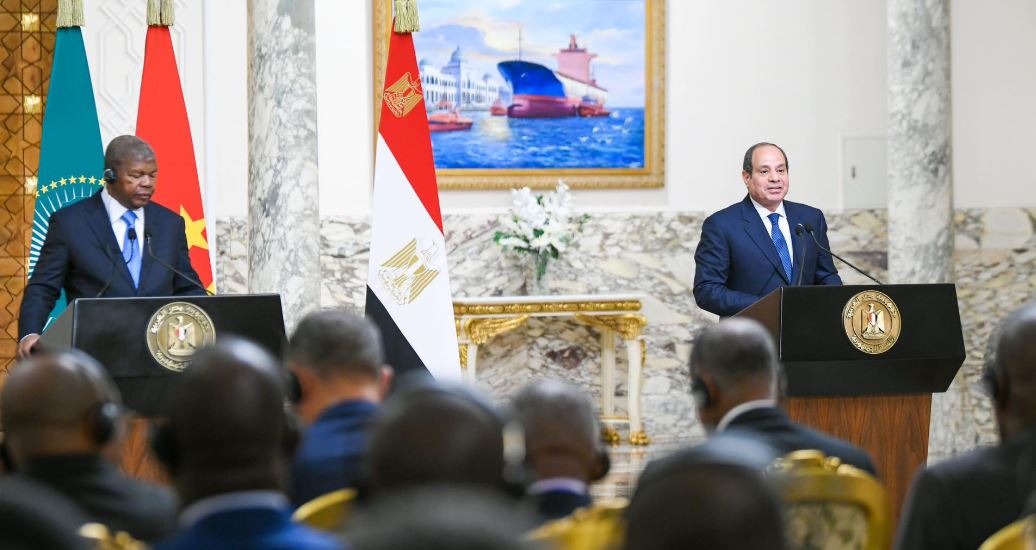 الرئيس السيسي يؤكد ضرورة الحفاظ على المواقف الإفريقية الموحدة إزاء القضايا الدولية
