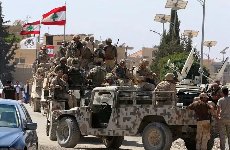 الجيش اللبناني يعلن توقيف متورطين لبنانيين وفلسطينيين بإطلاق صواريخ نحو إسرائيل
