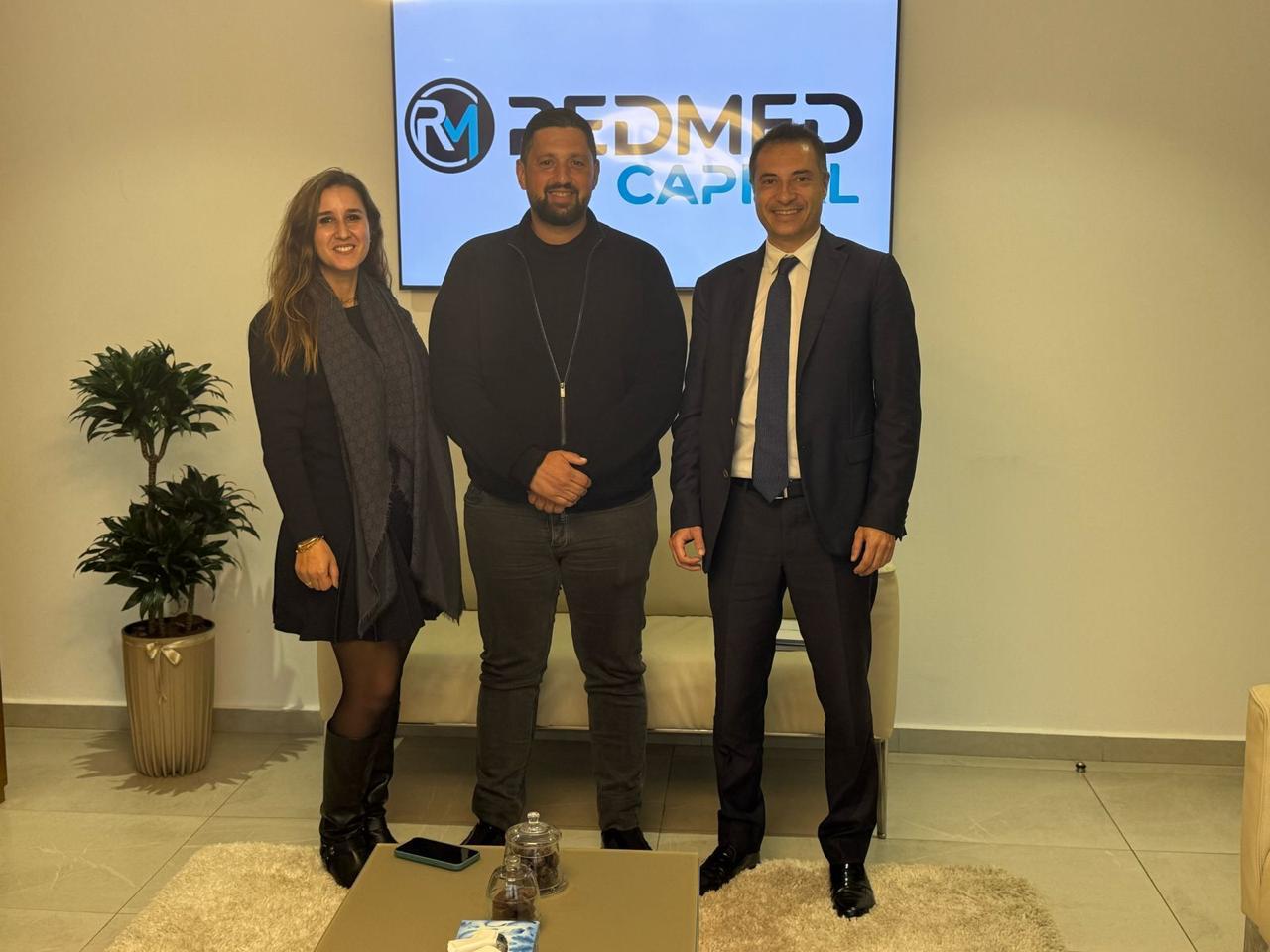 P2M و Red Med Capital يتعاونان لإطلاق RedMed Premium Padel Tour في المغرب