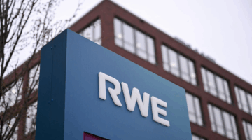 “RWE” الألمانية تنسحب من مشروعات طاقة الرياح البحرية الأمريكية
