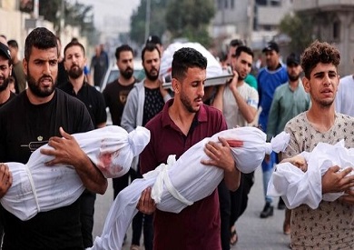 أغلبهم أطفال ونساء.. شهداء ومصابون في قصف الاحتلال الإسرائيلي المتواصل على قطاع غزة