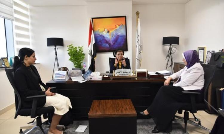 "الصحة" تبحث تعزيز دور الشباب في التوعية من أجل تحسين الخصائص السكانية