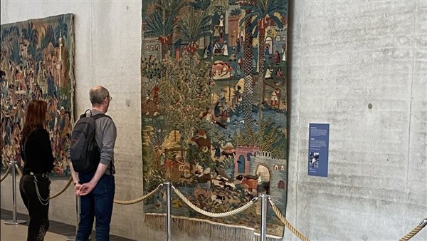 "الفن المصري من الحرانية إلى برلين".. معرض فني يستعرض جماليات فن السجاد اليدوي "الفن المصري من الحرانية إلى برلين".. معرض فني يستعرض جماليات فن السجاد اليدوي