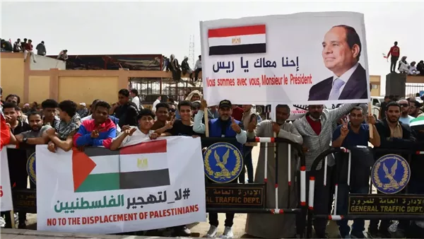 آلاف المصريين يحتشدون في العريش لرفض تهجير الفلسطينيين.. فيديو
