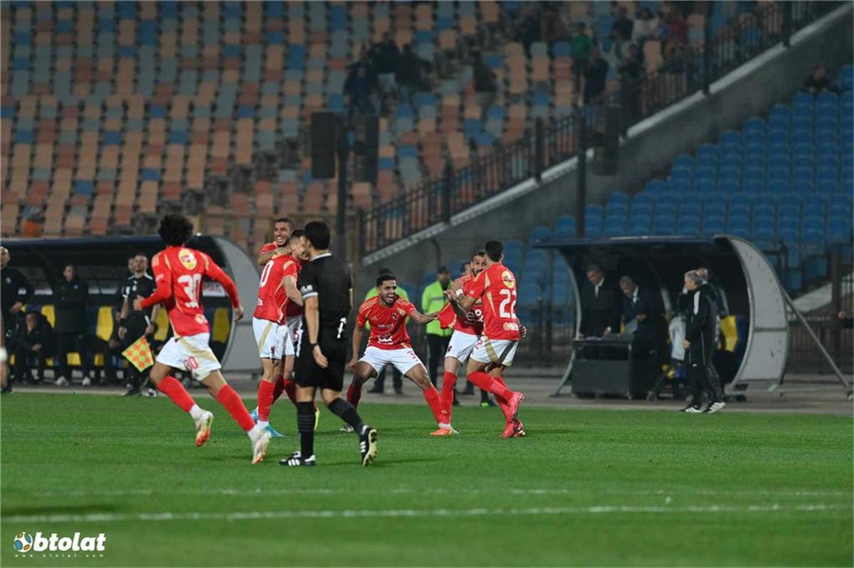 أحمد شوبير يتوقع تشكيل الأهلي أمام صن داونز في دوري أبطال إفريقيا أحمد شوبير يتوقع تشكيل الأهلي أمام صن داونز في دوري أبطال إفريقيا