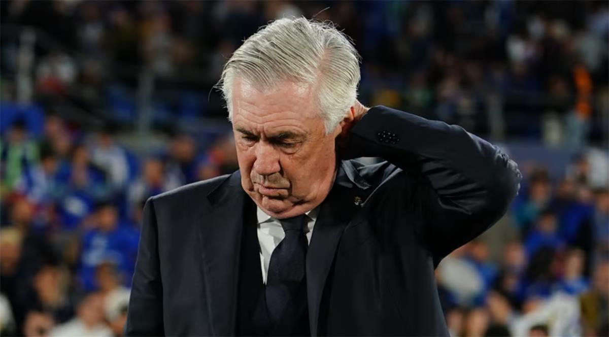 أنشيلوتي يواجه لغزًا قبل كلاسيكو ريال مدريد وبرشلونة أنشيلوتي يواجه لغزًا قبل كلاسيكو ريال مدريد وبرشلونة