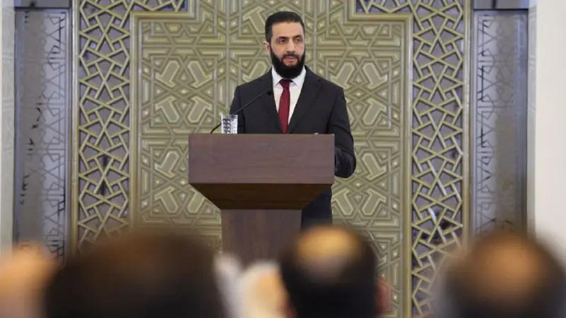 مواقع التواصل تدفع الرئيس السوري للتبرؤ من شقيقه.. ماذا فعل جمال الشرع؟