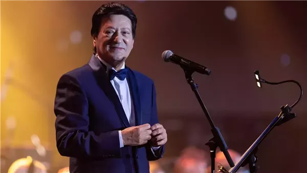 ابن محمد الحلو يطمئن الجمهور على حالته الصحية بعد خضوعه لعملية بالقدم