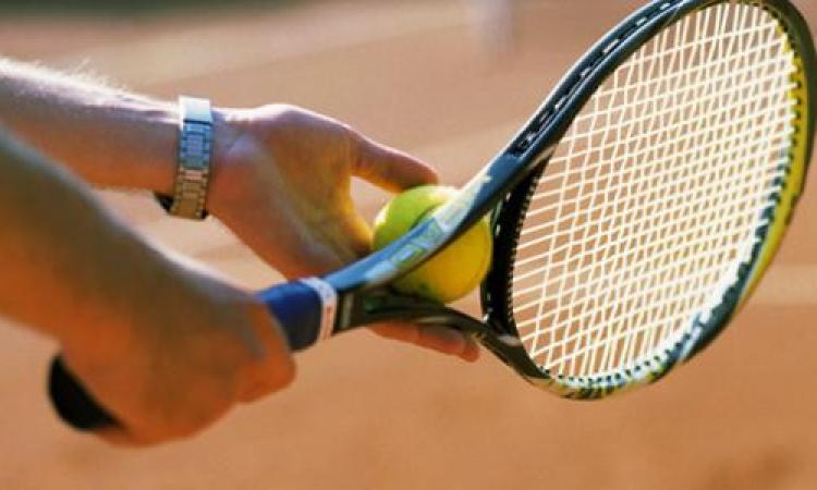 اتحاد التنس يؤجل المباريات المحلية تحسبا لسوء الأحوال الجوية