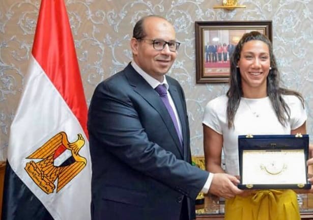 اتحاد السباحة يوافق على ترشح فريدة عثمان للجنة الاعبين باللجنة الأولمبية المصرية