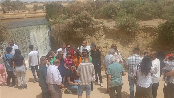 احتفالا بشم النسيم.. إقبال متوسط فى المناطق السياحية بالفيوم احتفالا بشم النسيم.. إقبال متوسط فى المناطق السياحية بالفيوم